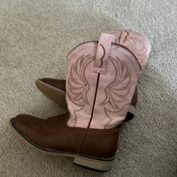 Little Girls cowboy boots size 11 - fair condition - Picture 4 of 4